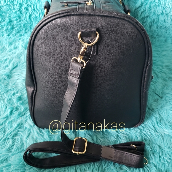 Disney Mickey Minnie Mouse Studded Weekender Bag - Picture 3 of 6